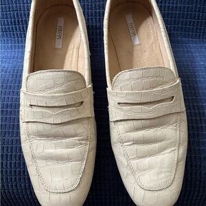 Geox Cream Flats Elegant Slip-On Loafers